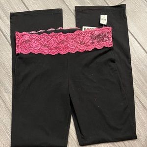 VS Pink bootcut yoga pants